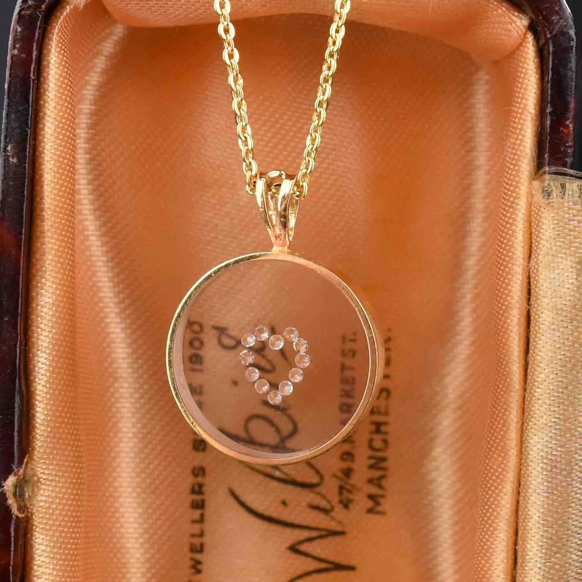 14K Gold Diamond Heart Pendant Necklace