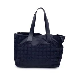 Chanel 2000s Black Nylon New Travel Line Shoulder Tote Bag